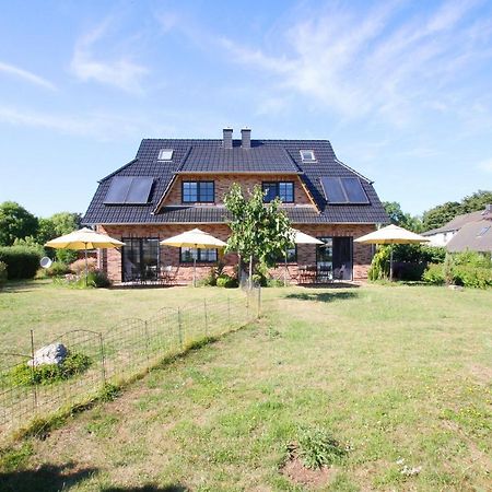 Ostseehaus Lea Doppelhaushaelfte Wiek auf Rügen Zewnętrze zdjęcie